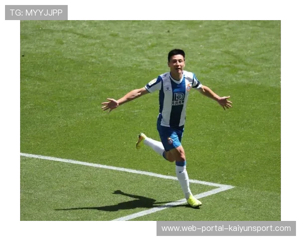 “博洛尼亚门将出击送点，米兰闪电两球奠定胜局”