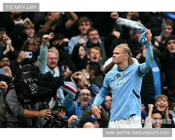 实时：哈兰德开场7分钟破门，曼城1-0领先阿森纳